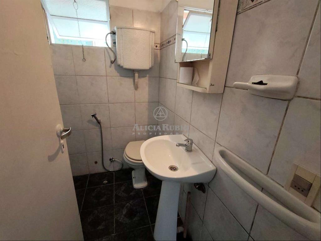 APARTAMENTO EN ALQUILER DE 1 DORMITORIO EN POCITOS 1º P...