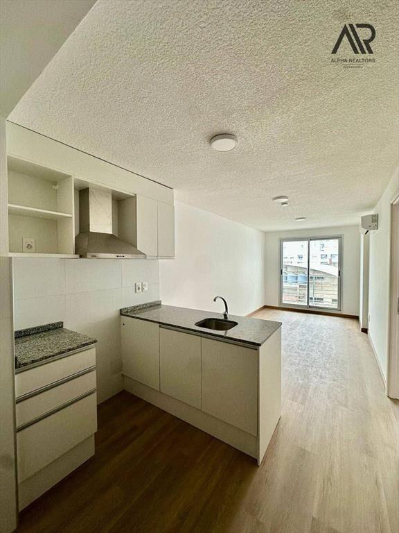 Alquiler Apartamento 1 Dormitorios 1 baño en tres Cruces