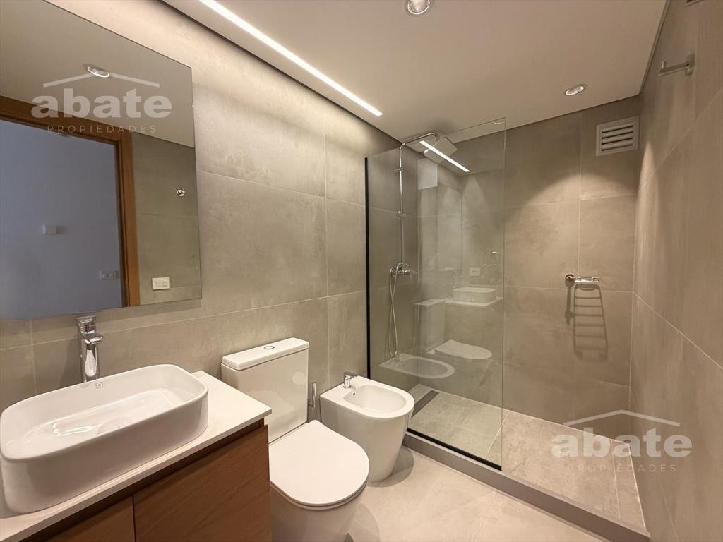 Venta Apartamento 2 dormitorios - Parque Rodó gran Terraza