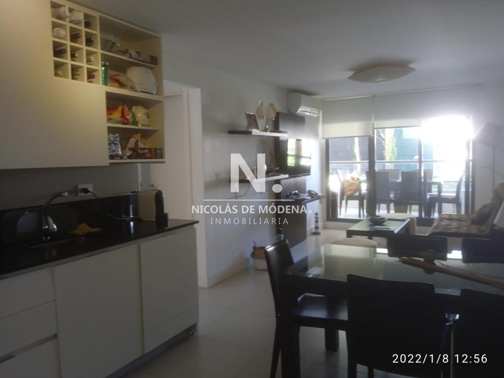 Departamento de 2 dormitorios en venta en Punta