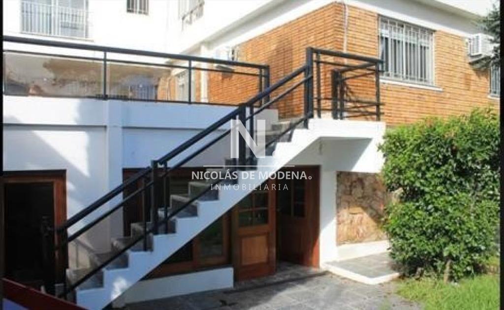 Casa en Venta de 5 dormitorios en Montevideo