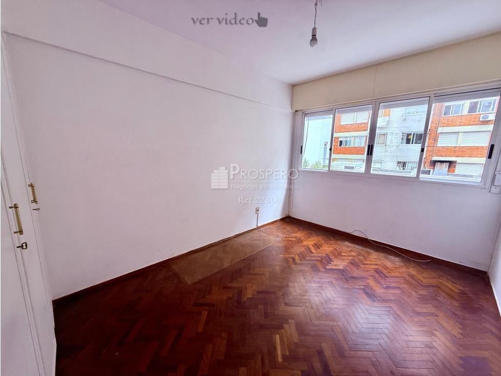 2260 venta apto 3 dorm POCITOS c/balcon