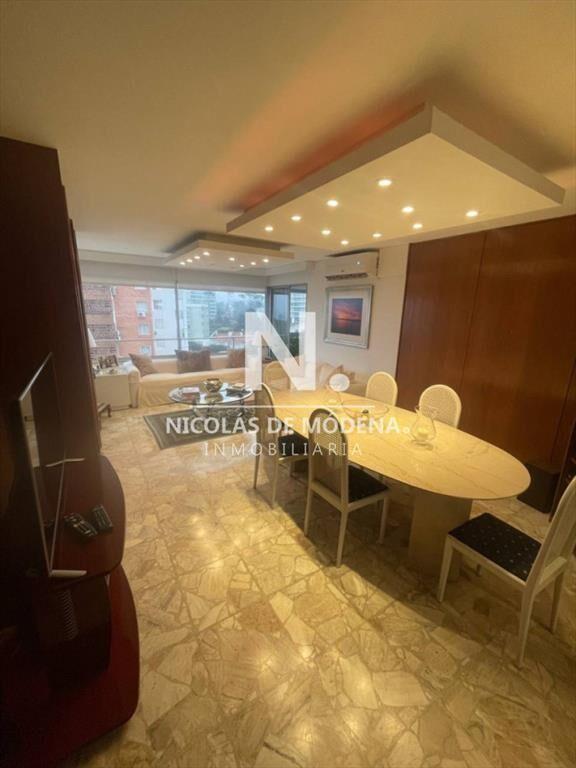 Vende apartamento de 2 dormitorios mas de en al