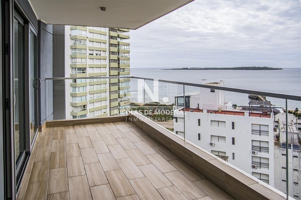 Espectacular apartamento de 3 suites en venta al
