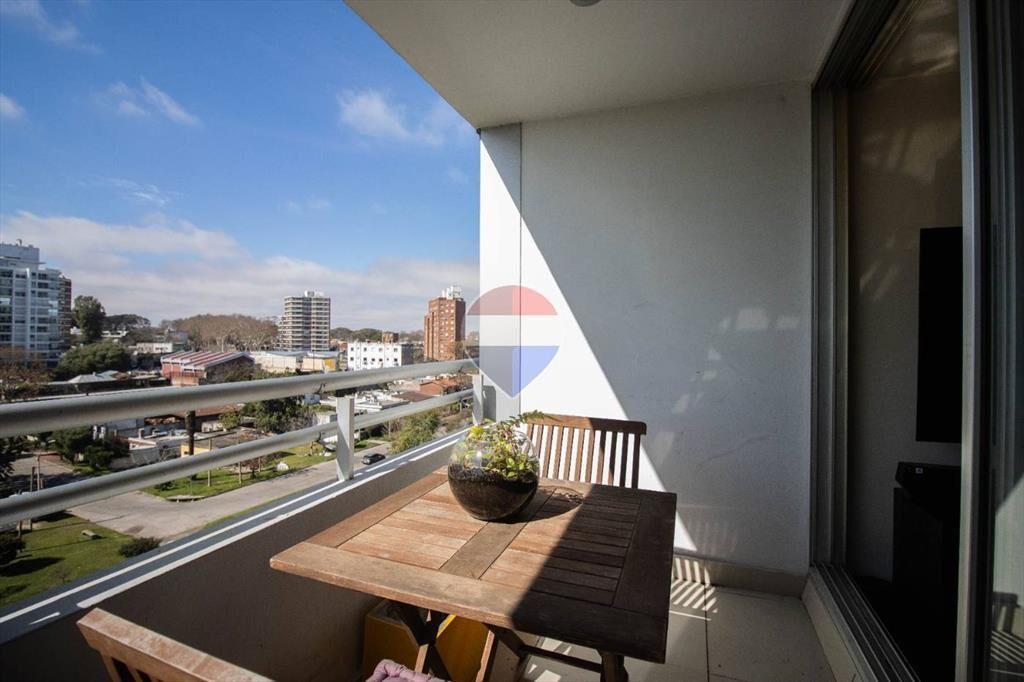 Apartamento en alquiler en Malvín Sur – 2 D 2B GAR