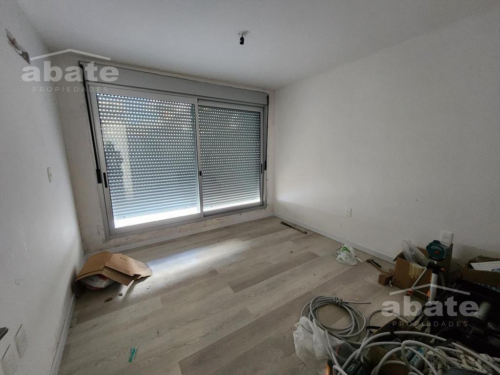 Venta apartamento 1 dormitorio con patio en Cordón
