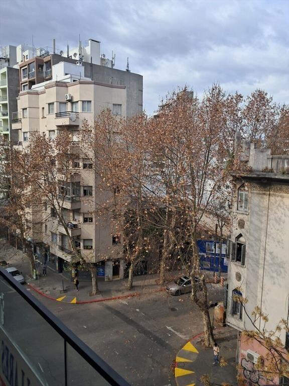 Torres Mundra, Monterroso y Requena