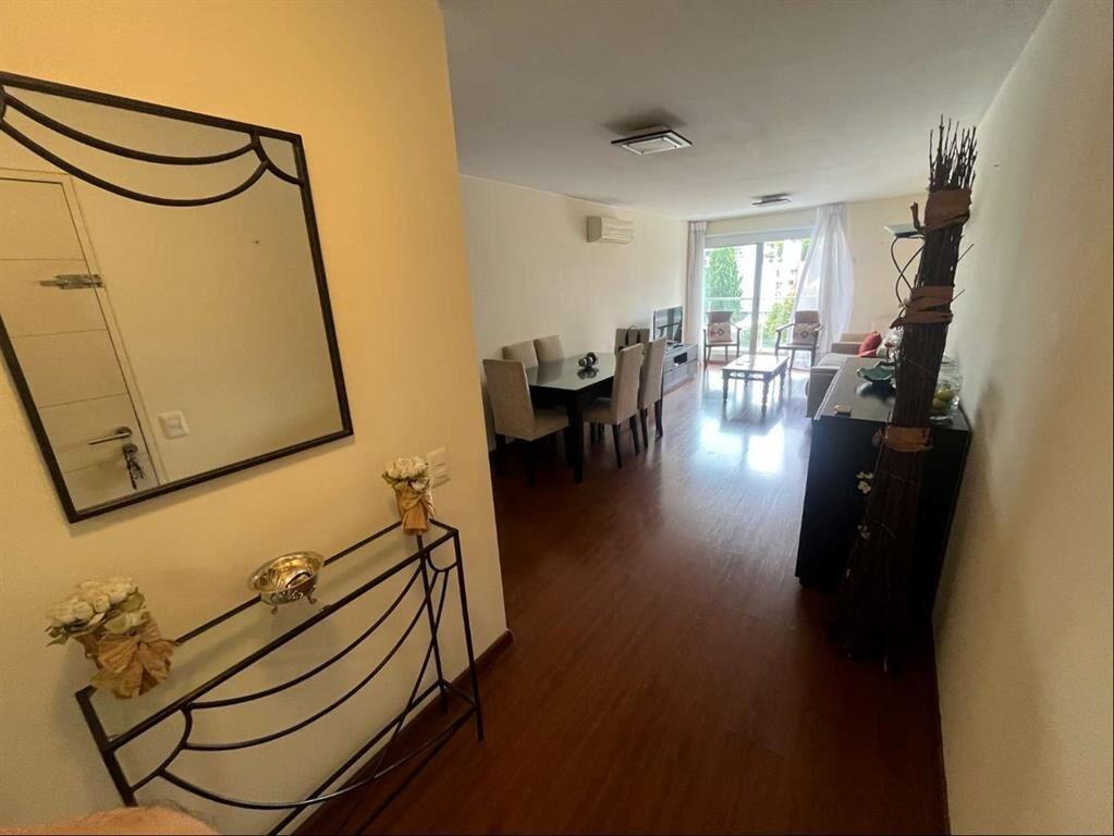Venta Apartamento 3 dormitorios y garaje Pocitos