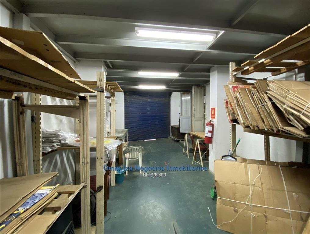 Venta CON RENTA local la comercial deposito industria
