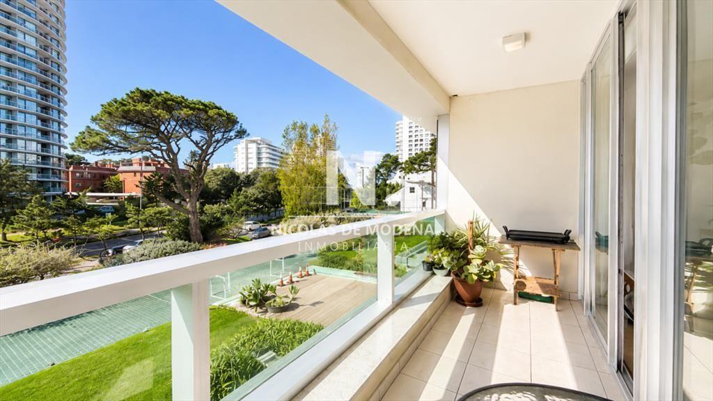 Comodo Apartamento de 3 dormitorios en venta en Gala Vista