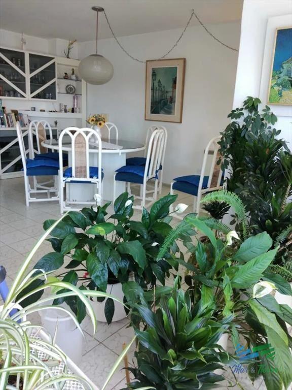 Vendo apartamento 2 dormitorios, vista al mar, en
