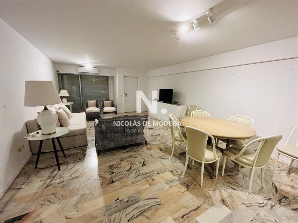 Apartamento en Venta, zona Puerto, Punta del Este