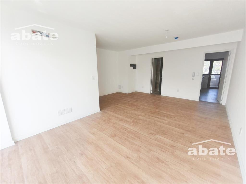 ¡Unidad única! Monoambiente tipo Loft con solárium y parril