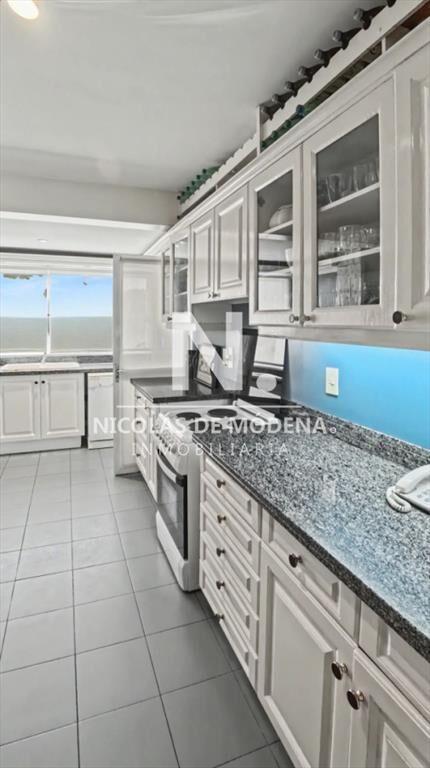 En venta apartamento de 3 dormitorios en San con