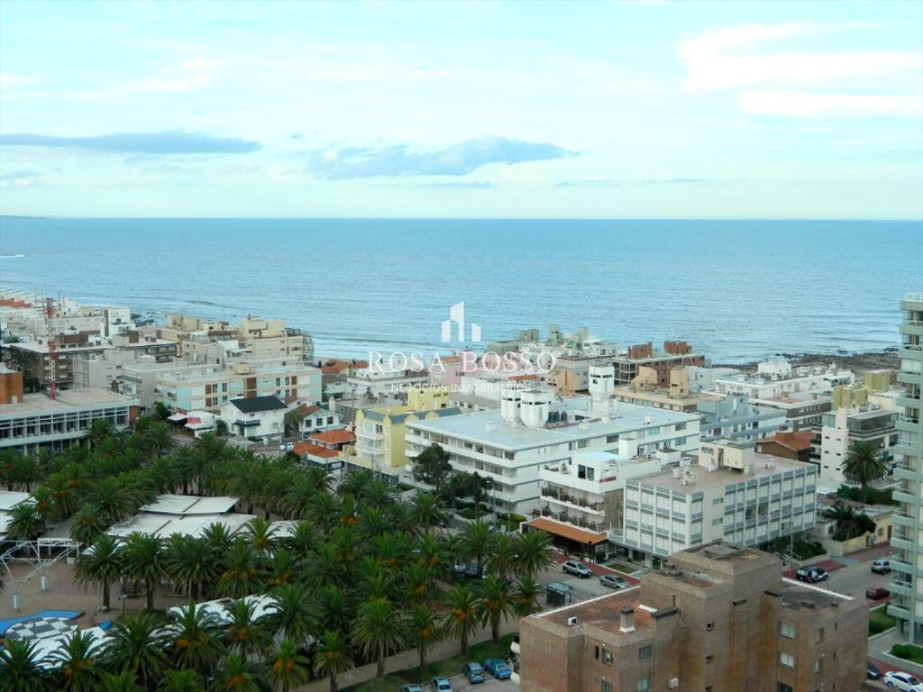Apartamento en Peninsula, 3 dormitorios *