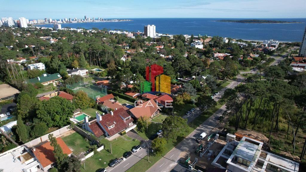 Casa a la venta en playa mansa Punta Del Este, en