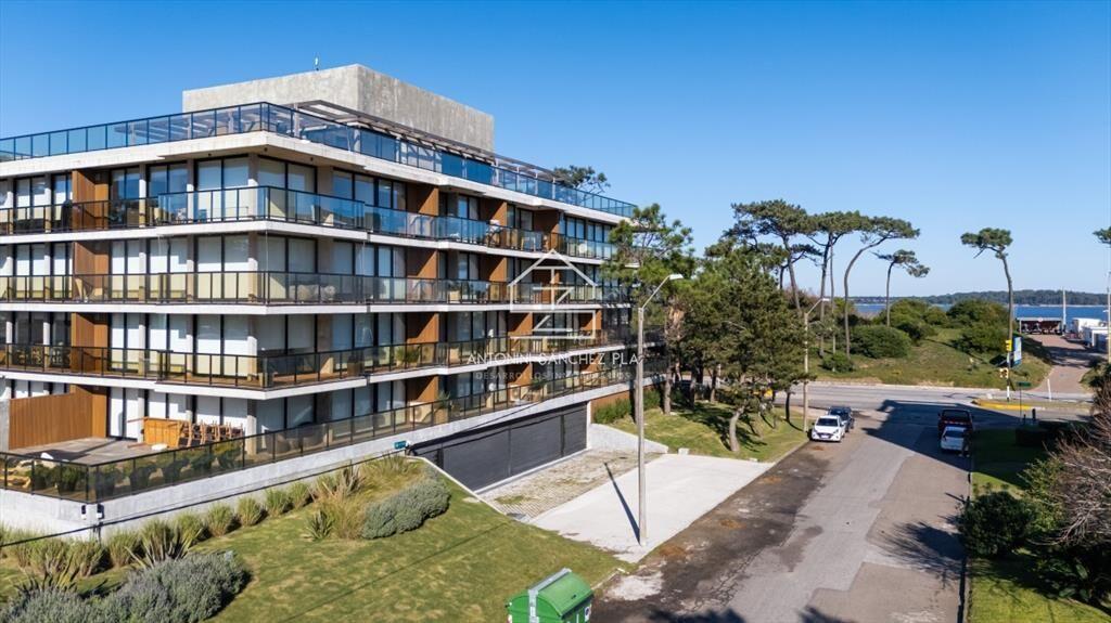 Venta apartamento 2 dormitorios en Playa Mansa, Punta del E