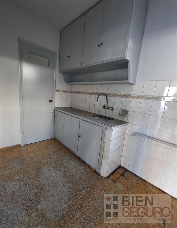 Cómodo apartamento de 1 dormitorio en Centro. Ideal inverso