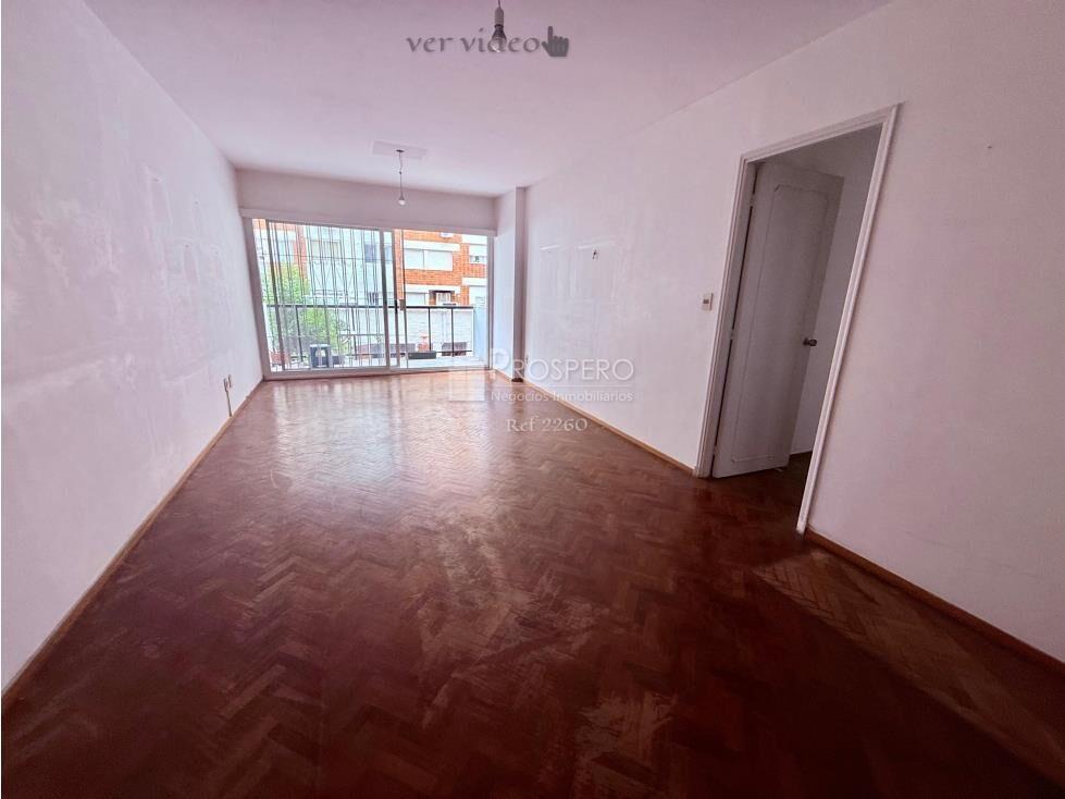 2260 venta apto 3 dorm POCITOS c/balcon