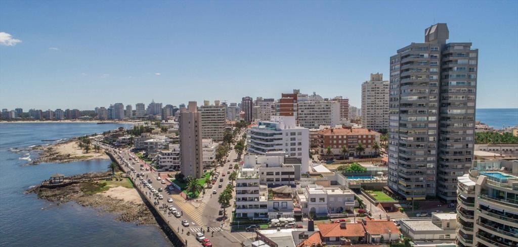 VENTA APARTAMENTO DE 2 DORMITORIOS EDIFICIO