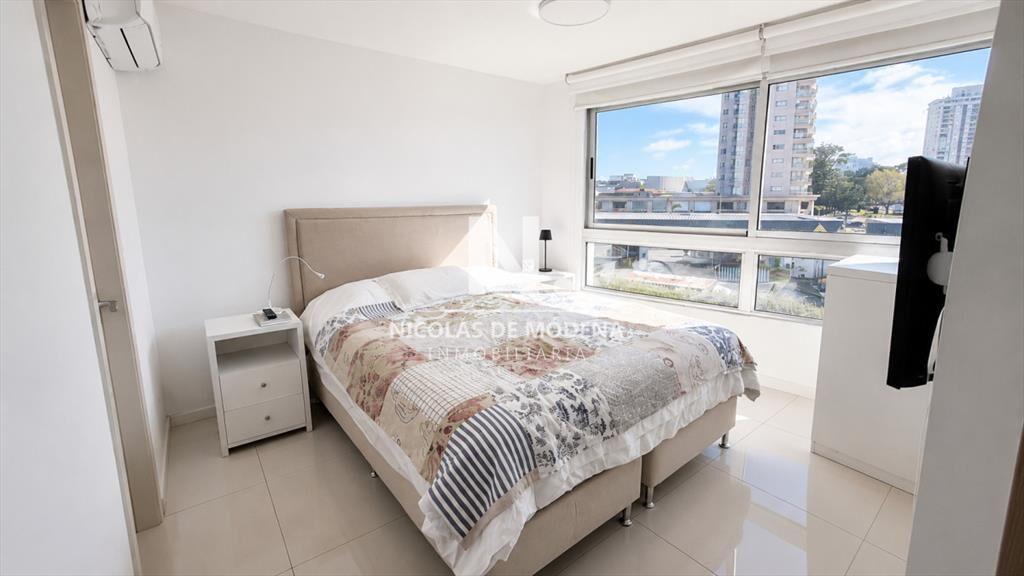 Comodo Apartamento de 3 dormitorios en venta en Gala Vista