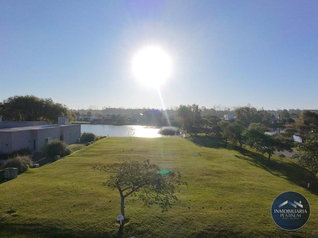 Terreno en venta de 1512m2 ubicado en Canelones