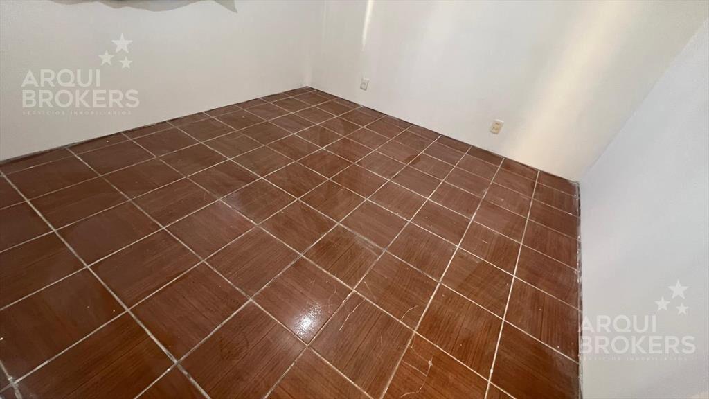 Apartamento de dos dormitorios en alquiler en Piedras Blanc