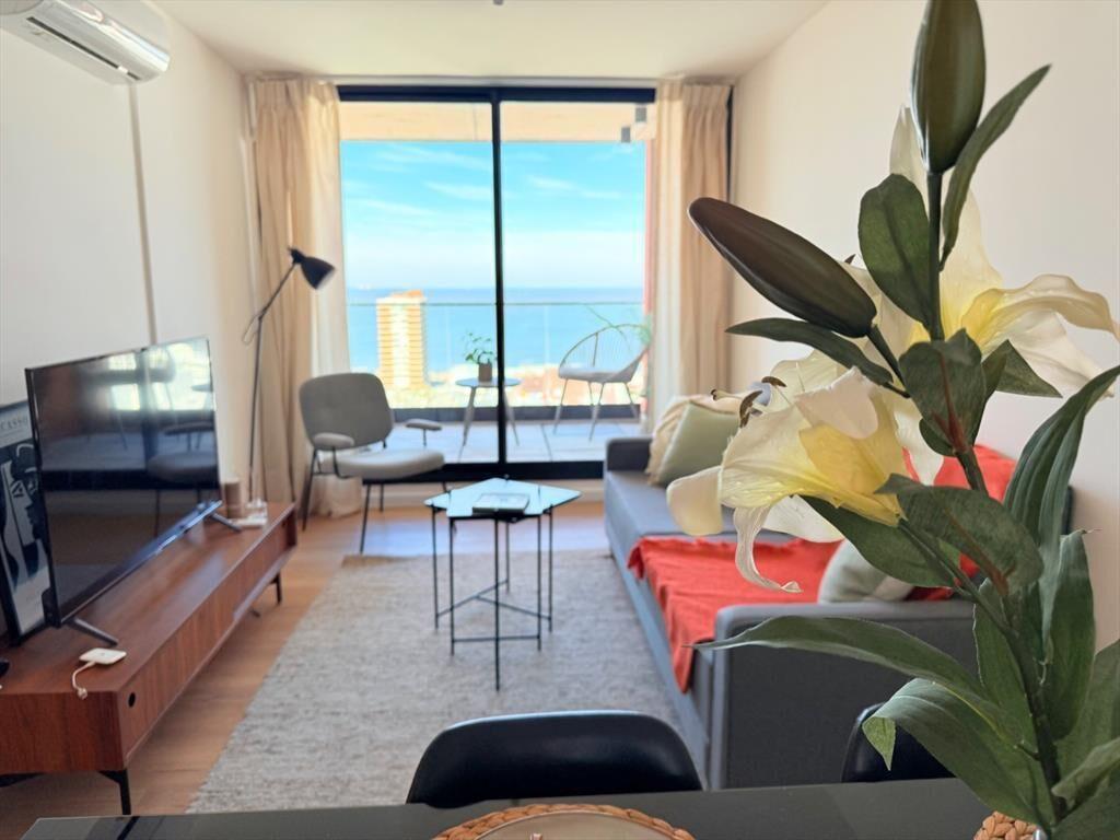 Apartamento en venta c/ cochera en Barrio Sur