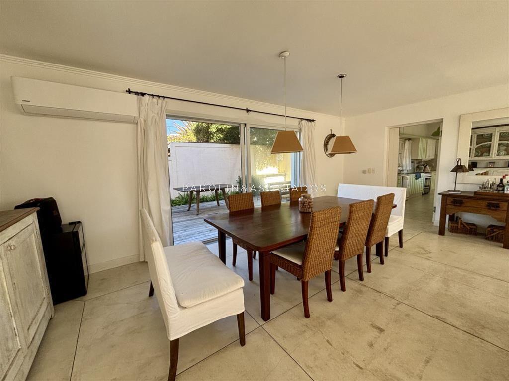 Casa en venta de 4 dormitorios, en la PenÃnsula