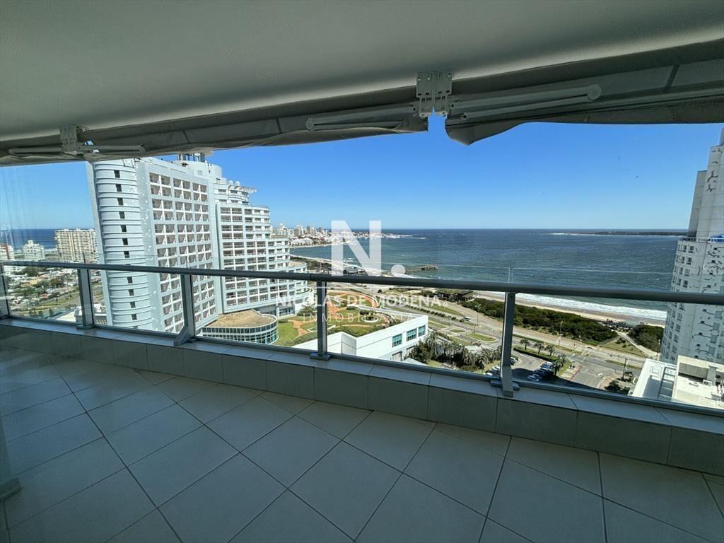 SEASONS TOWER VENTA PISO ALTO MANSA
