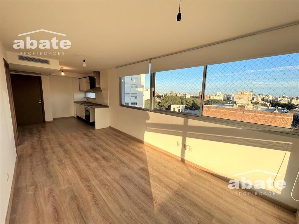 Alquiler Apto 1 dormitorio c/terraza. Divino, piso alto, lu