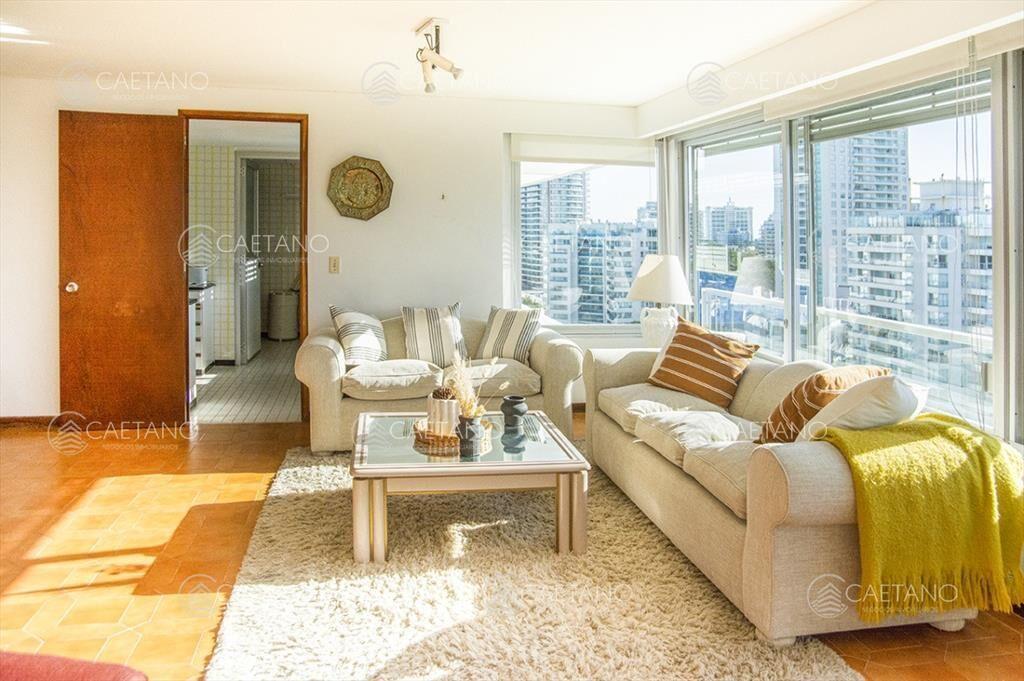 Hermoso Departamento en venta de 3 dormitorios.