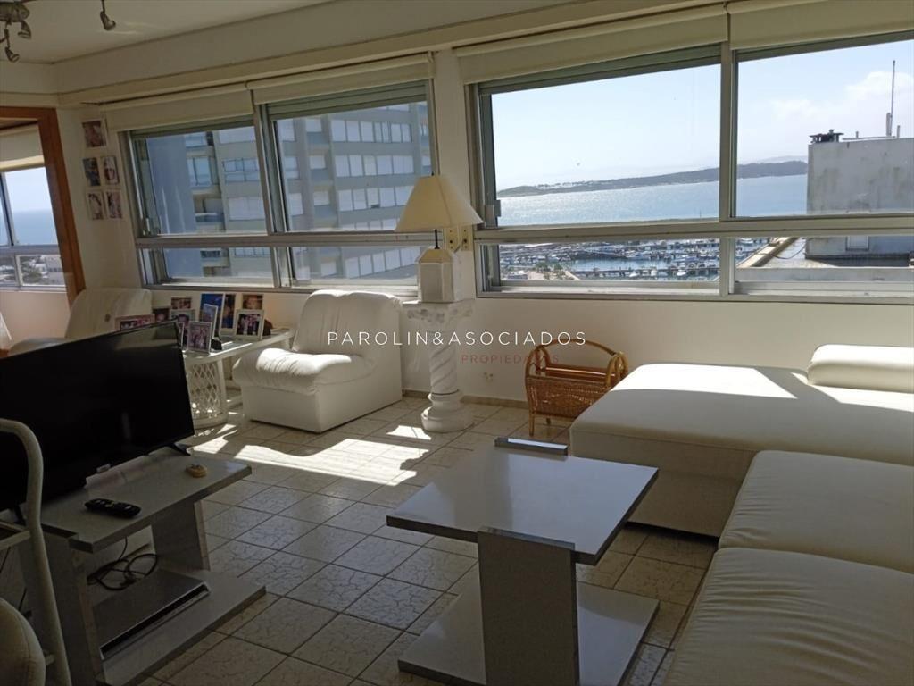 Apartamento en Peninsula, 3 dormitorios *