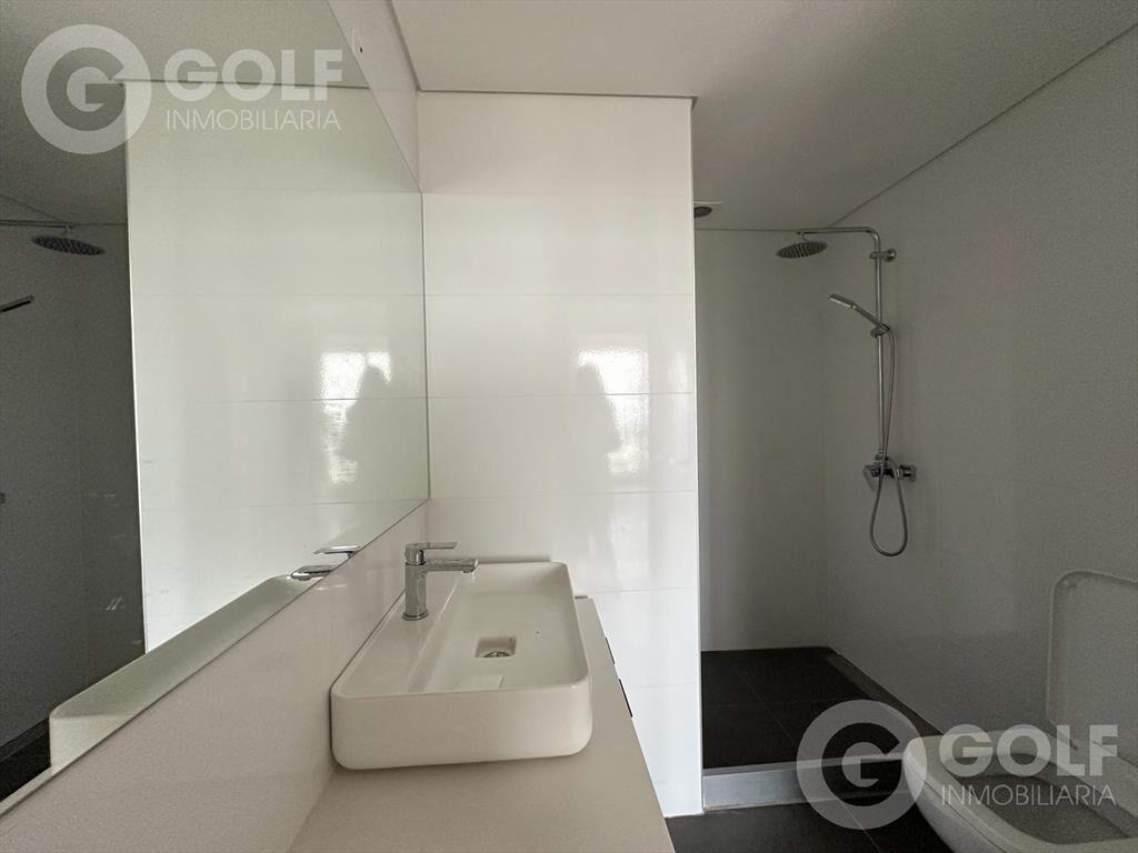 Venta de apartamento de 3 dormitorios en Buceo