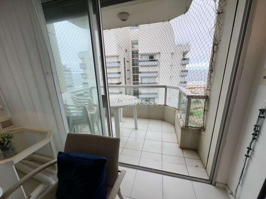 APARTAMENTO EN BRAVA CON VISTAS Y SERVICIOS