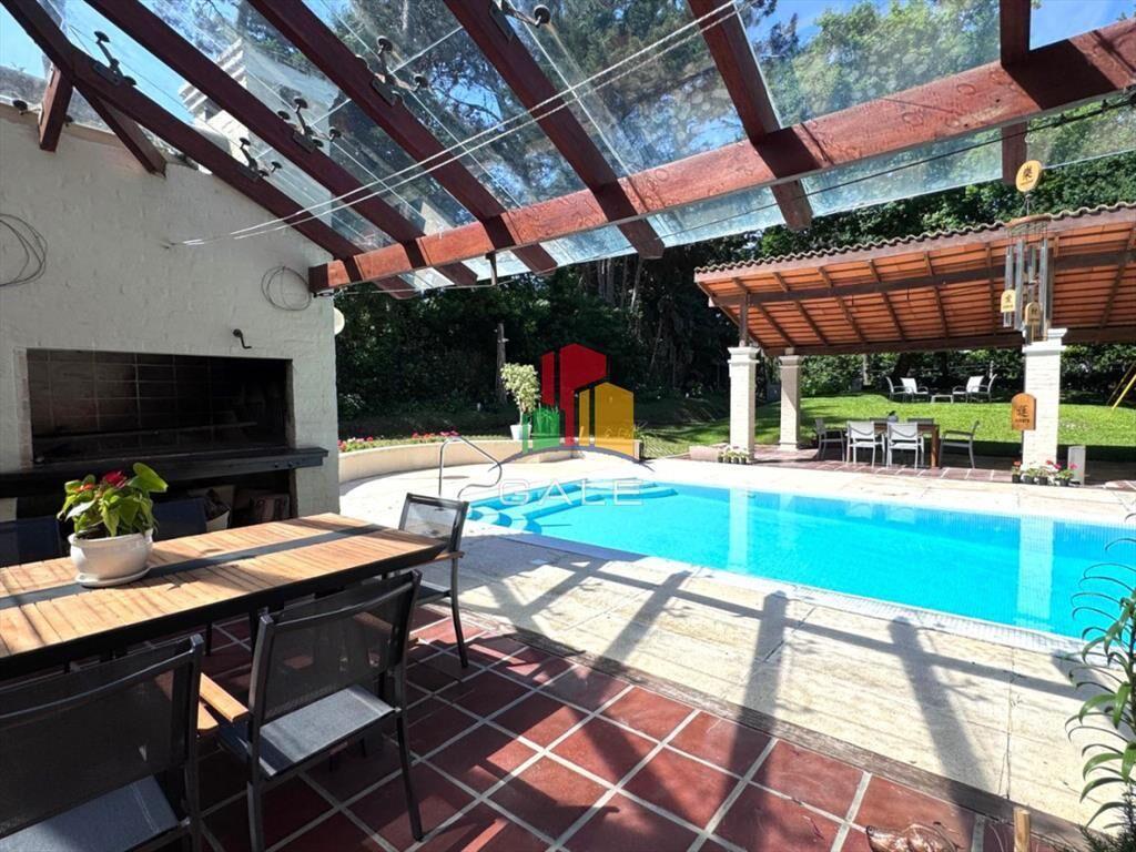 Chalet en San Rafael - Venta y Alquiler