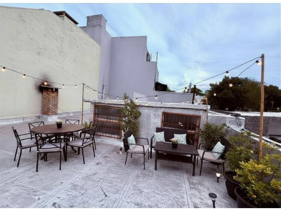 2271/1 casa 2 dorm Malvin cochera altillo jardin