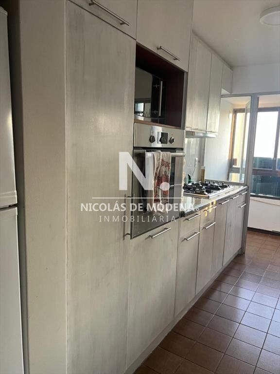 Vende apartamento con vista al mar de 3 en Punta