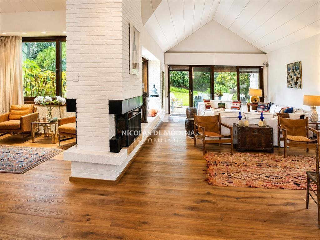 Elegante residencia en Venta en San Rafael al mar