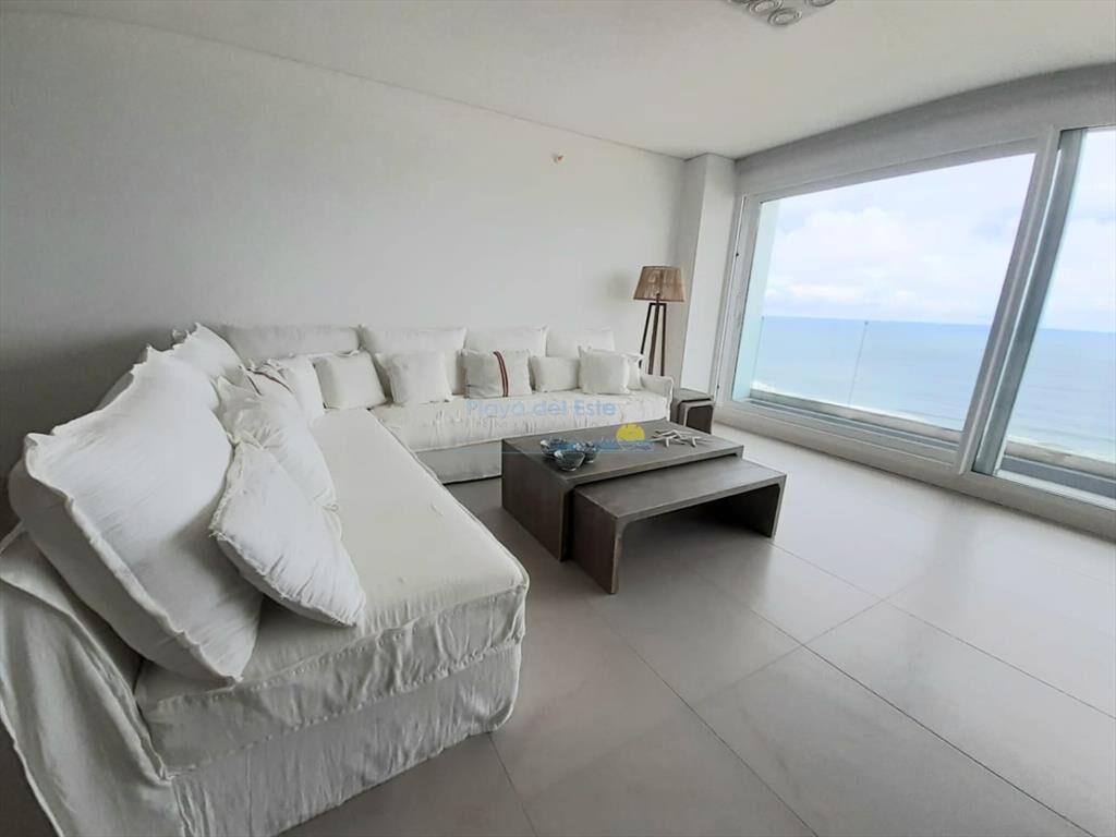 Apartamento en venta de 3 dormitorios en Torre Le