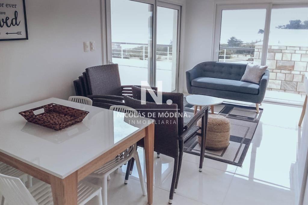 Excelente Penthouse 4 dormitorios en Venta Frente al Mar -