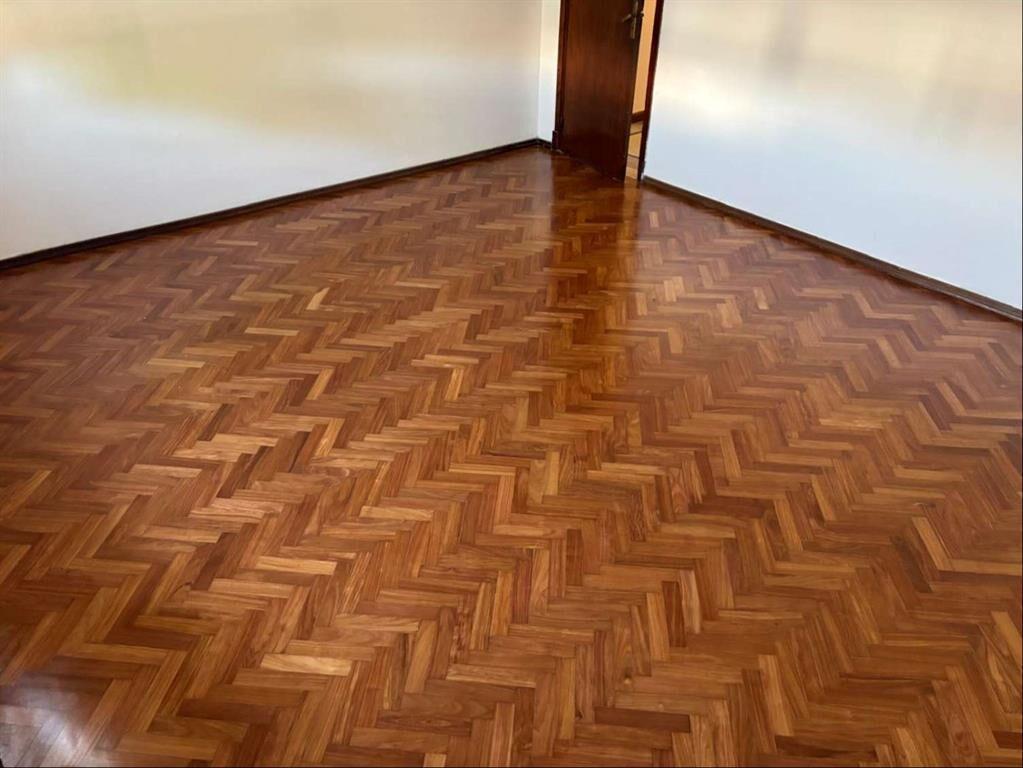 *** ALQUILADO *** CÓMODA CASA DE ALTOS EN MUY BUEN ESTADO 3