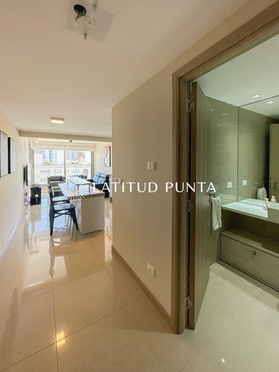 Onix de 1 dormitorio y medio con baño completo y