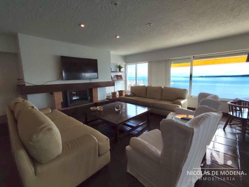Hermoso apartamento con inmejorable vista al mar