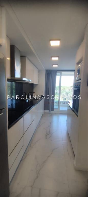 VENTA DE APARTAMENTO DE 3 SUITES EN EDIFICIO DEL