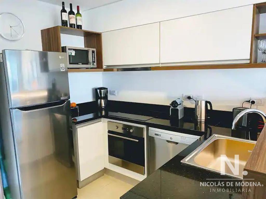 Apartamento de 1 Dormitorio y Medio a Pasos del Mar, Torre