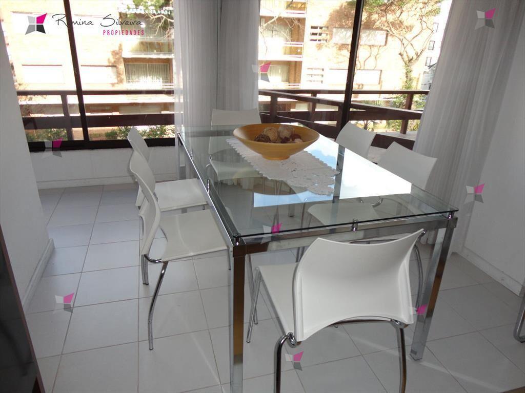 Apartamento en Peninsula, 3 dormitorios *