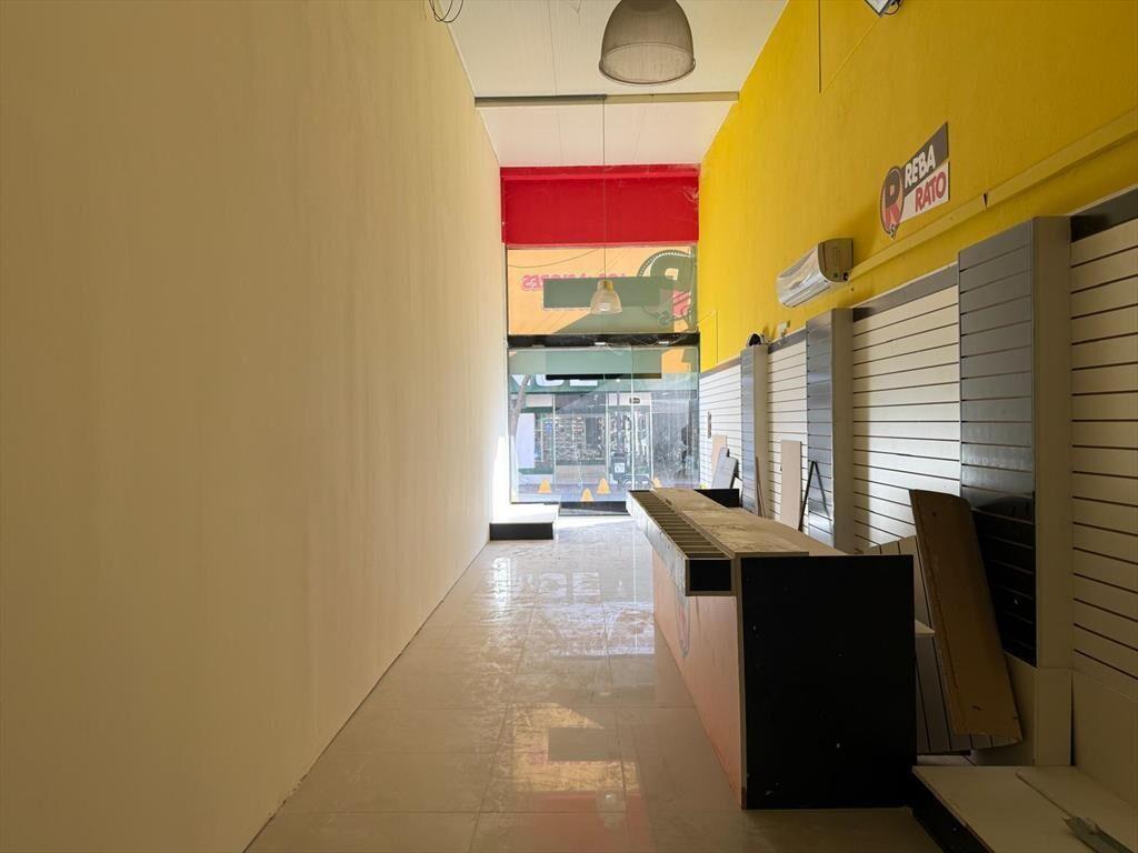 Alquiler local comercial de 110 m² en Peatonal Sarandí, Exc