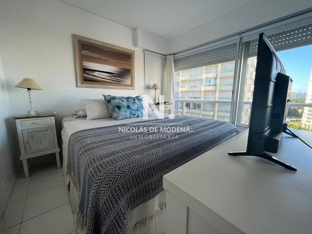 Apartamento en Alquiler de 2 dormitorios en Torre