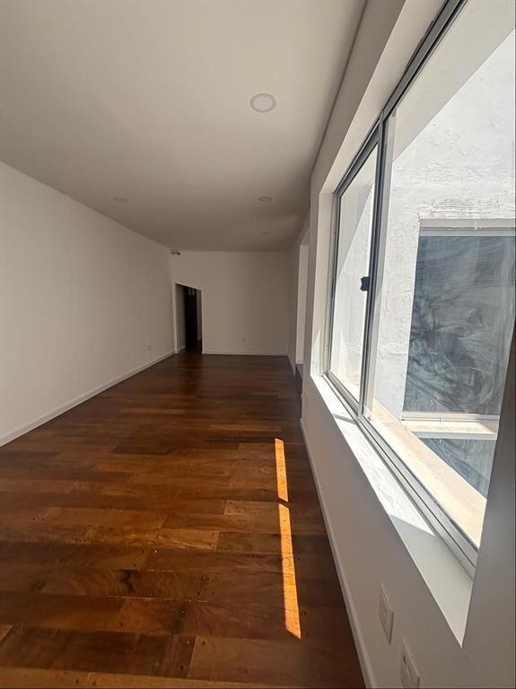 Pocitos Alquiler excelente casa de 6 ambientes 4 baños gara
